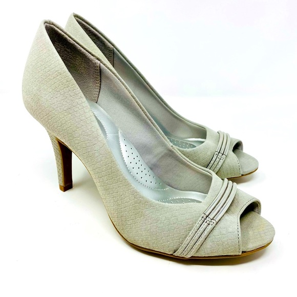 Women’s Elegant Gray Peep-Toe Heels Size 9 - Picture 1 of 9